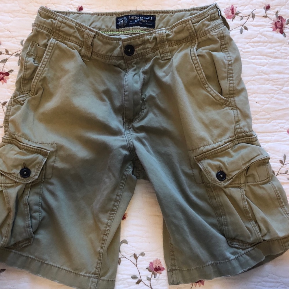 Lot of 3... American Eagle and Aeropostale Cargos